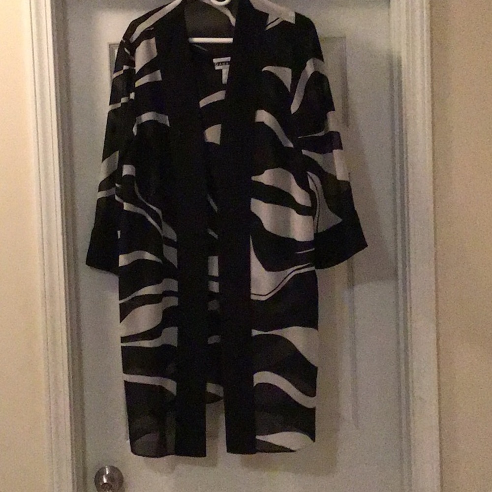 Short sleeve blouse With jacket